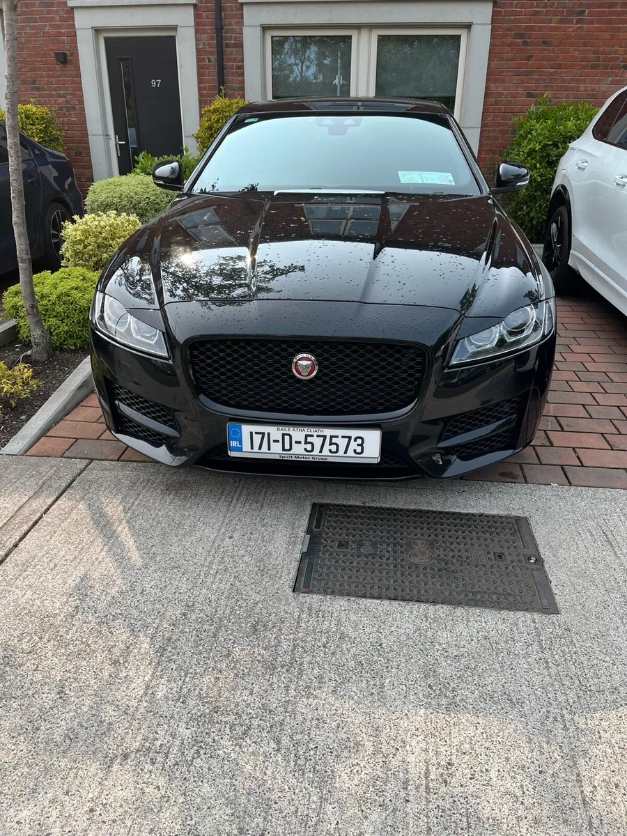 Jaguar XF - Image 1