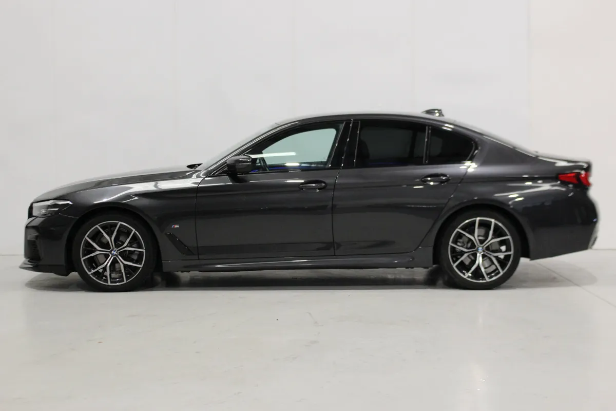 BMW 5-Series 2021 520 D MSPORT - Image 4