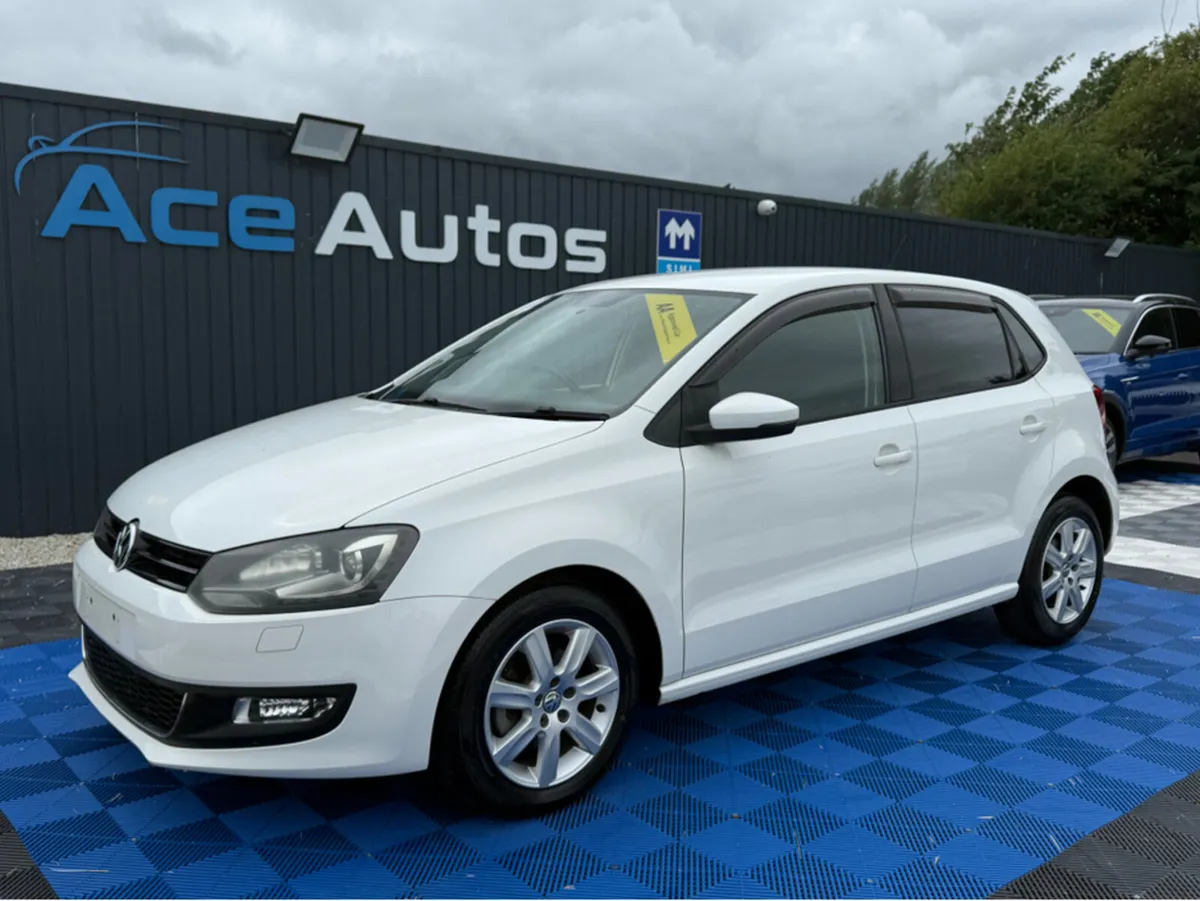Volkswagen Polo HIGHLINE - 1.2 PETROL - AUTO - CAR - Image 3