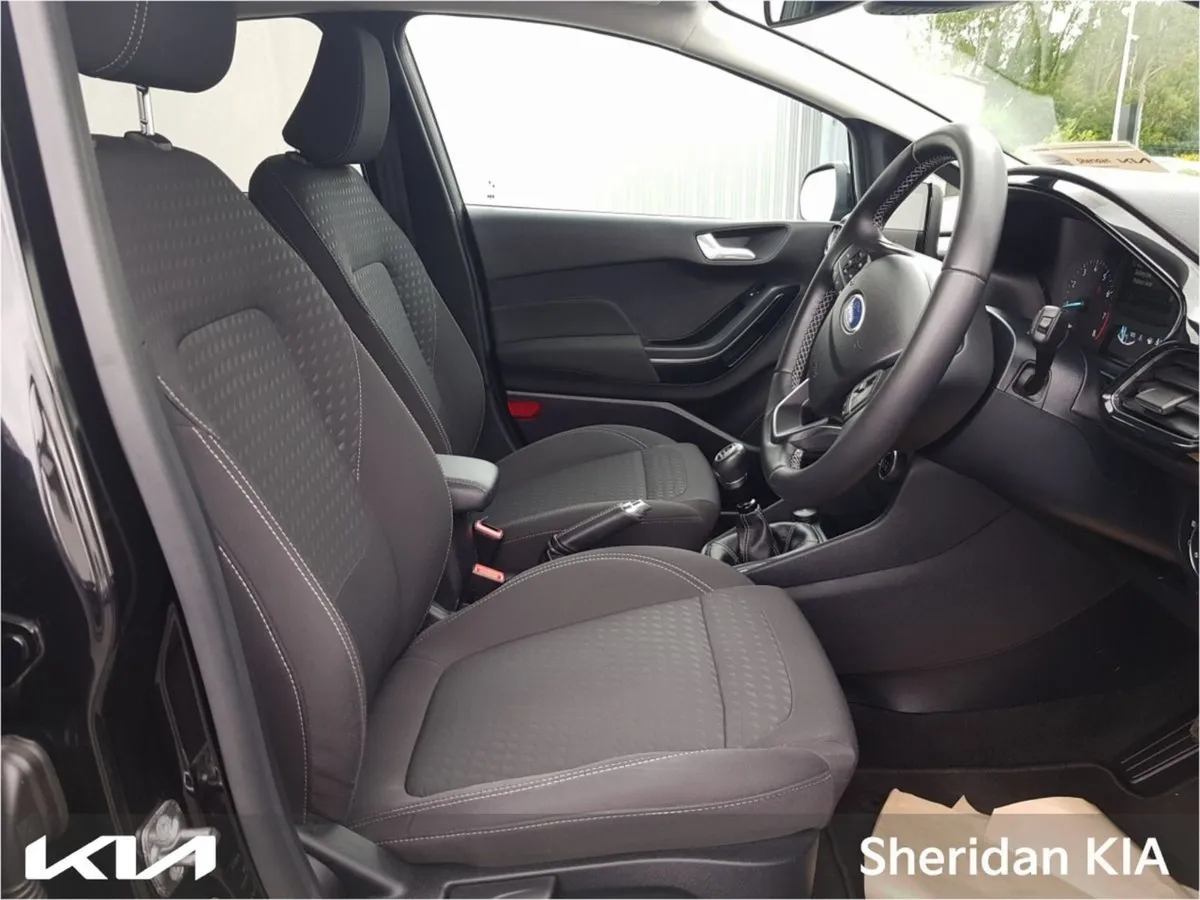 Ford Fiesta 1.0t Ecoboost 125PS Titanium Auto - Image 2