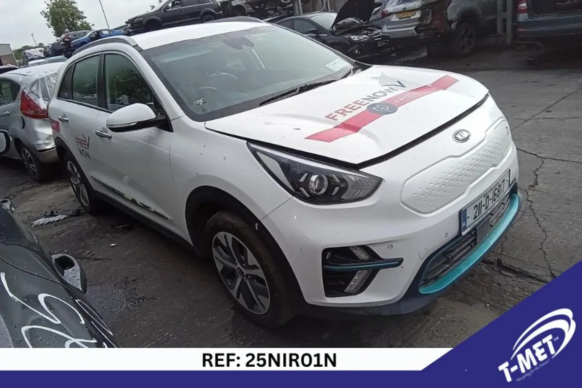 2021 KIA E-NIRO BREAKING FOR PARTS - Image 1
