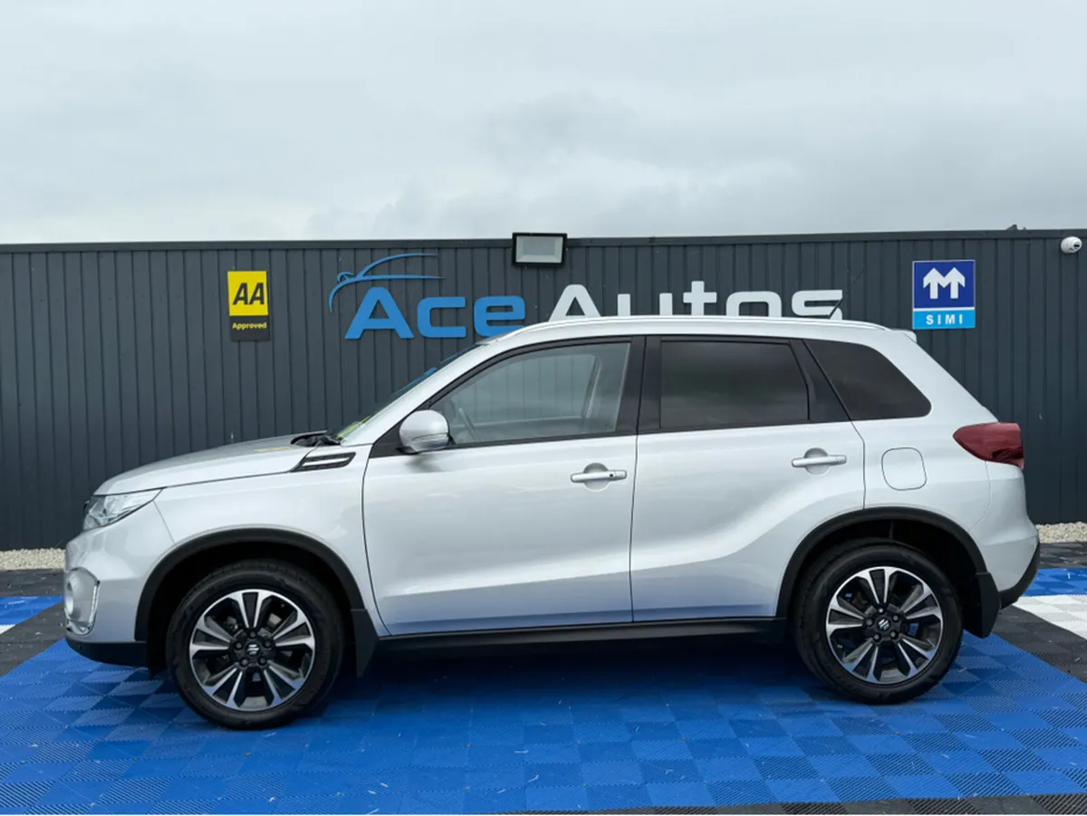 Suzuki Vitara 1.4 BOOSTERJET HYBRID - MANUAL - 12M - Image 4