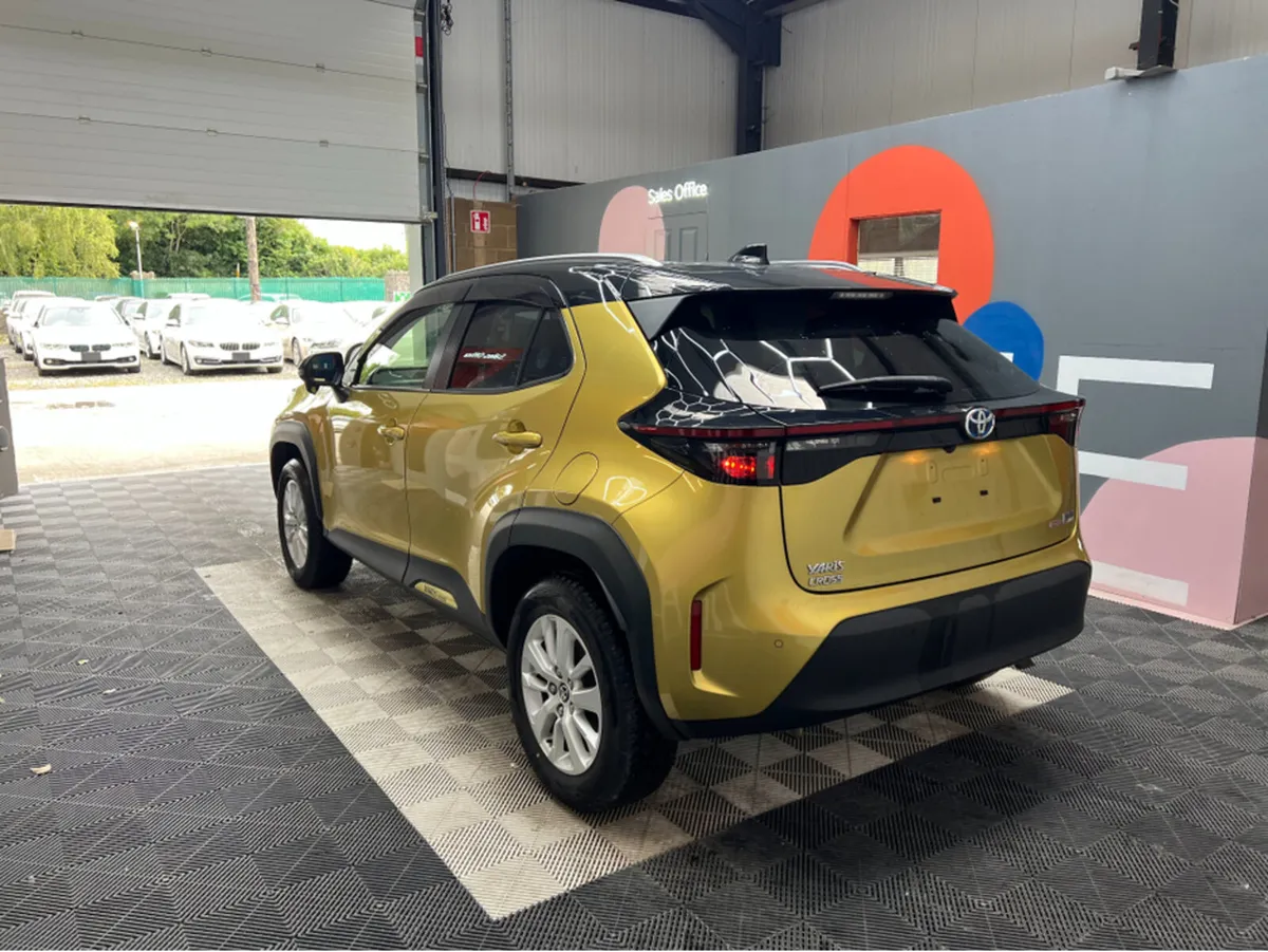Toyota Yaris Cross Yaris Cross Automatic 1.5 HYBRI - Image 4