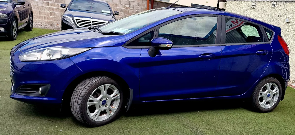 Ford Fiesta 1.0 ZETEC NCT TAX VERY LOW KM - Image 2