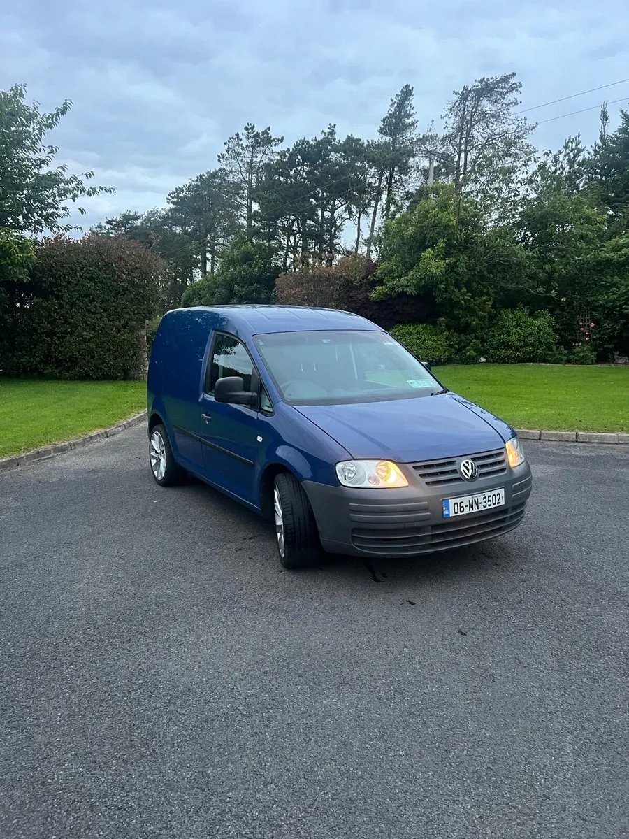 Volkswagen Caddy 2006 DSG 1.9 tdi - Image 1