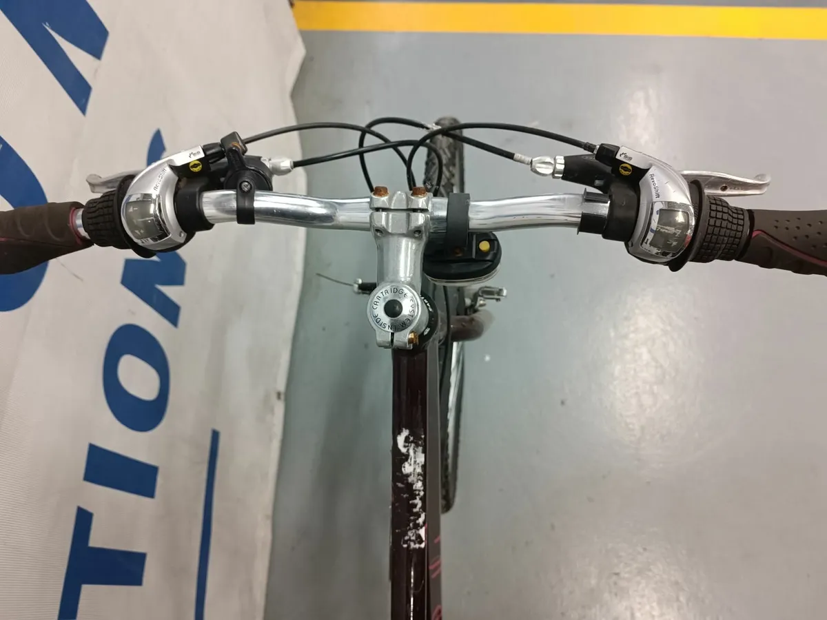 Online Auction Of A Pendleton Brooke Hybrid Bike - Image 2