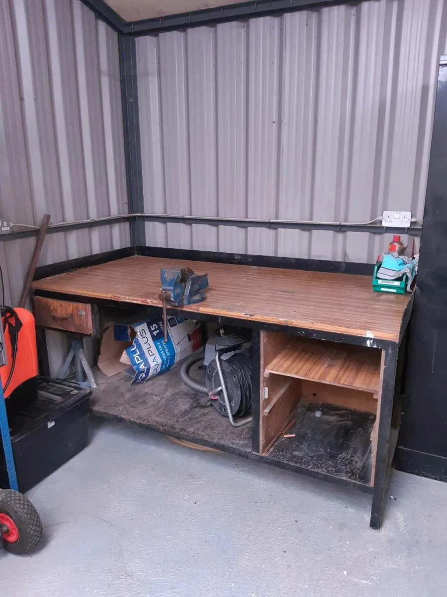 Steel bench