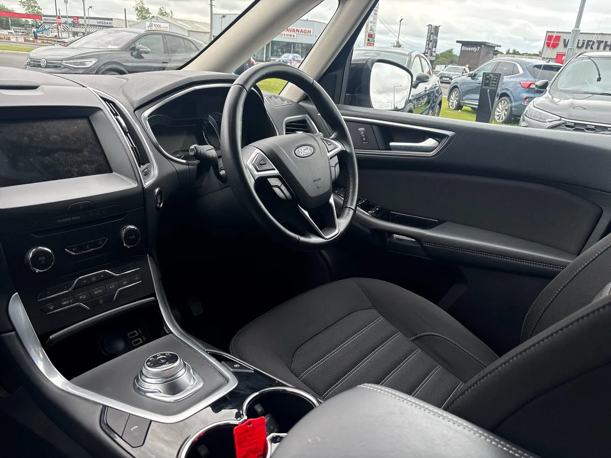 Ford Galaxy 2022 Hearse / Removal Vehicle Hybrid - Image 3