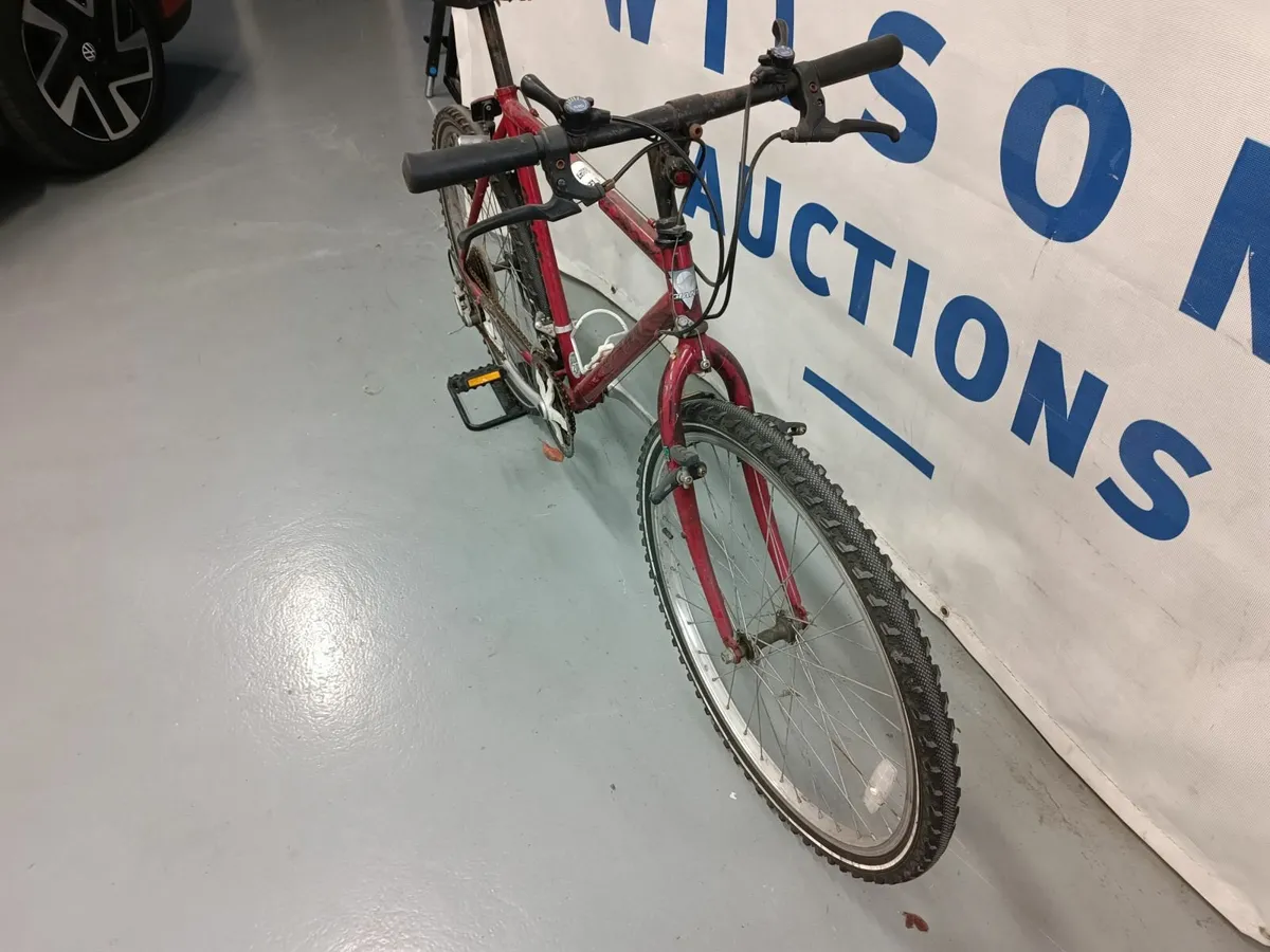 Online Auction Of A Giant Hybrid Bike & More! - Image 3