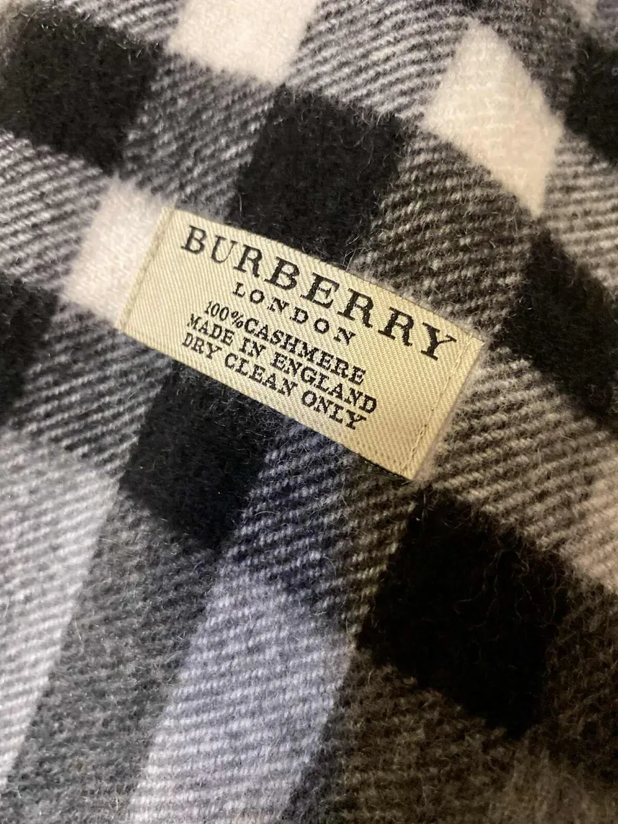 Burberry Cashmere scarf - Image 2