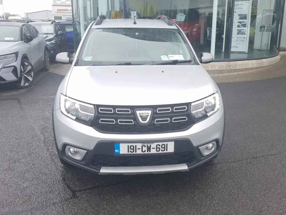 Dacia Sandero Stepway TCe 90 S S Stepway Signature - Image 2