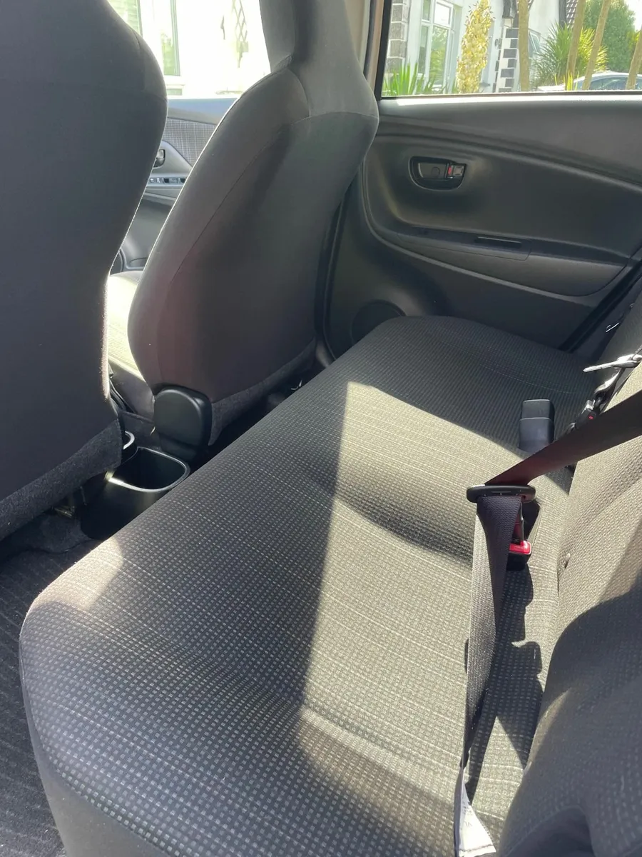 Car - Image 3