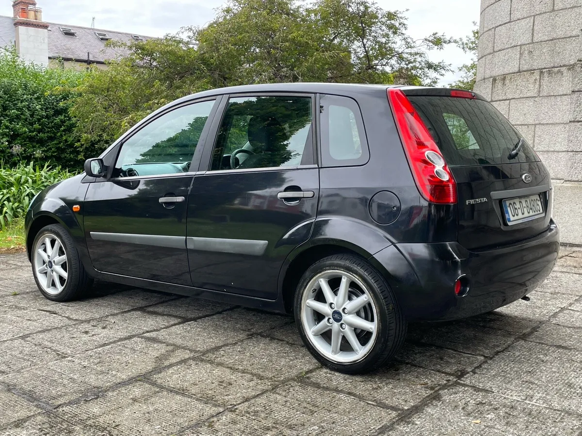 06 Ford Fiesta 1.2 Style NCT 02/26 - Image 3