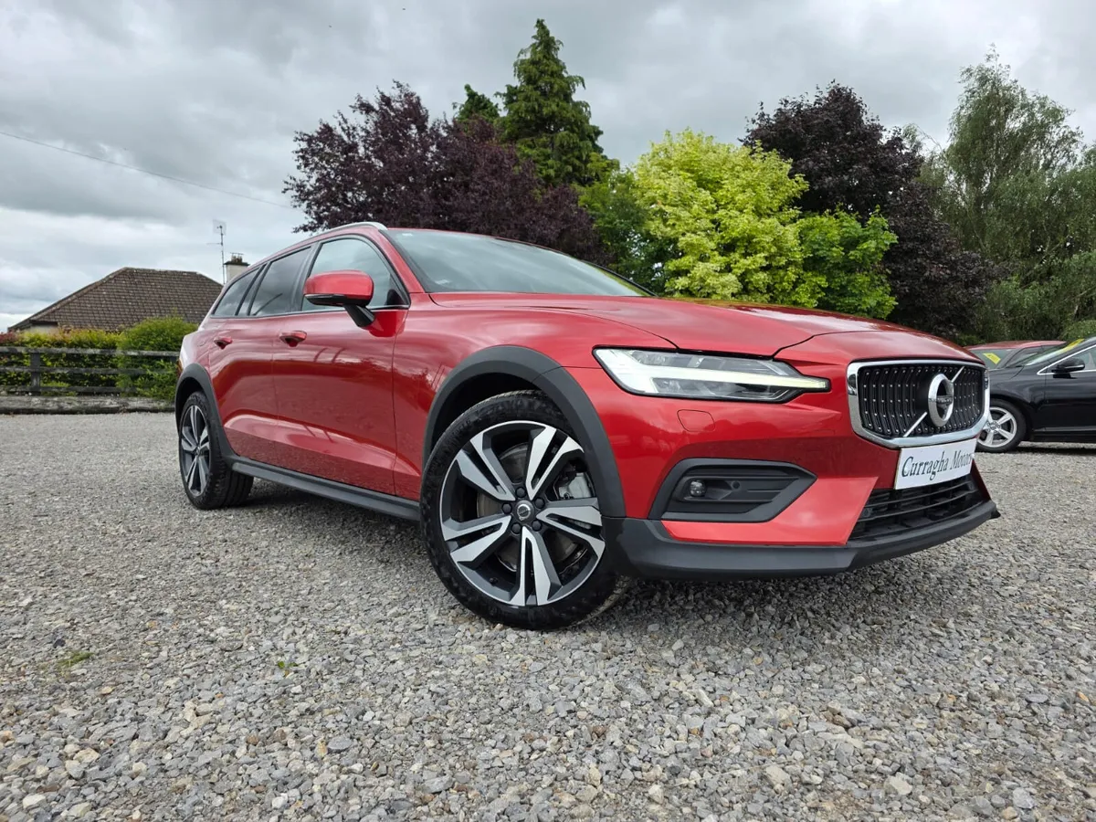 2020 Volvo V60 Cross Country T5 AWD Pro - Image 3