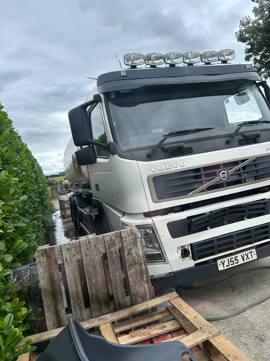 Volvo - Image 2
