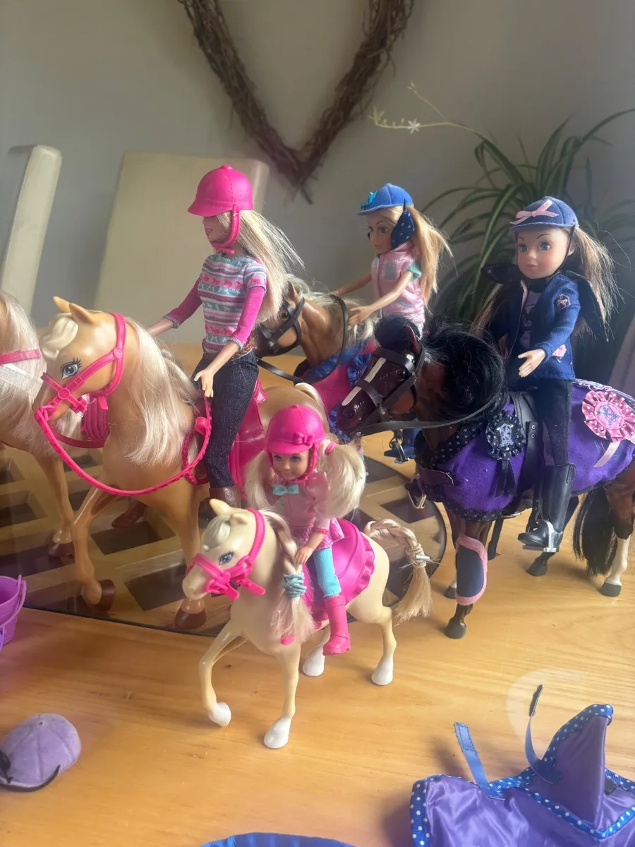 Toys - Image 1