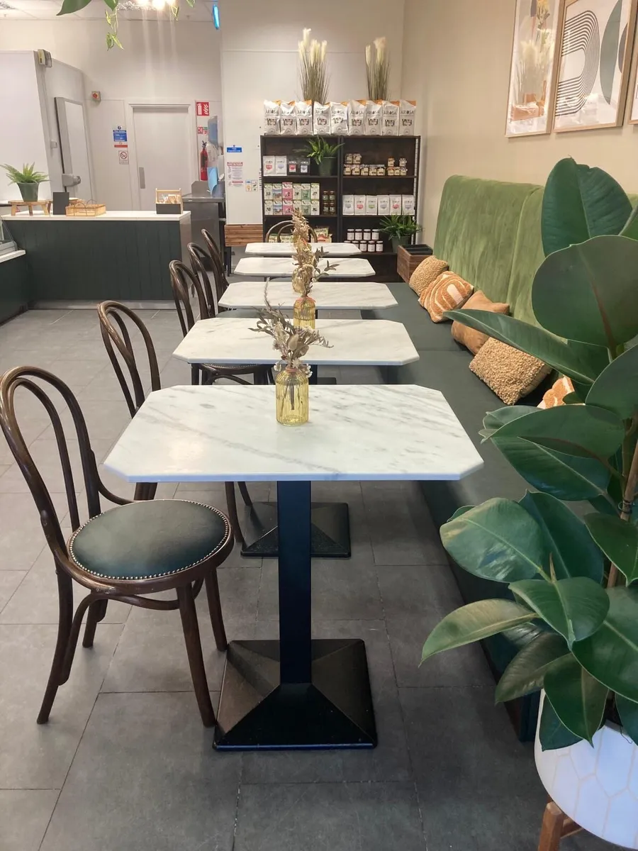 Cafe contents and furniture - Image 1