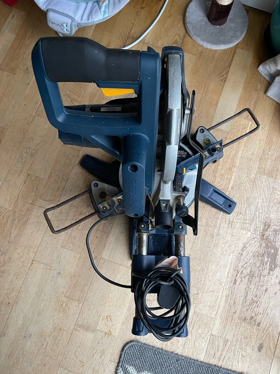 Sliding Saw - Image 2