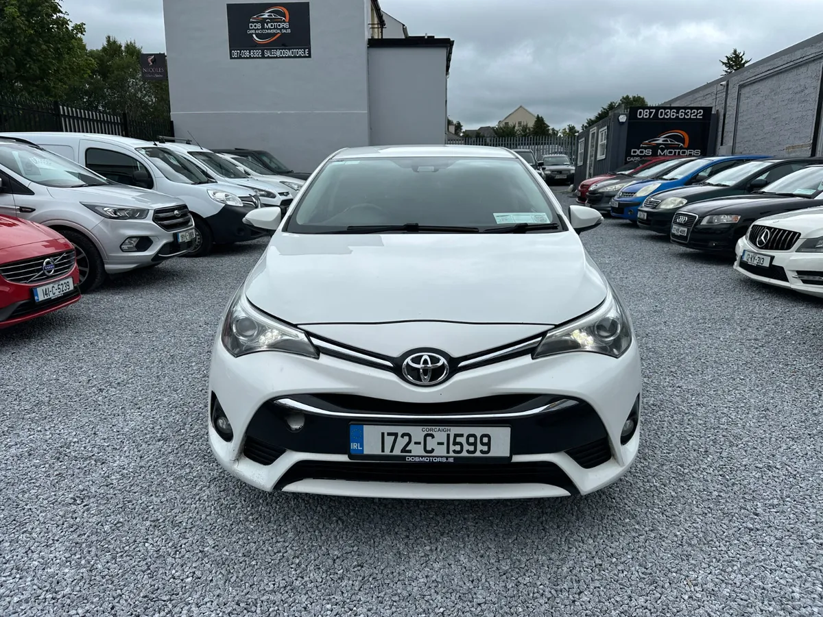 2017 (172) Toyota Avensis 1.6 D-4D Luna Navi - Image 2