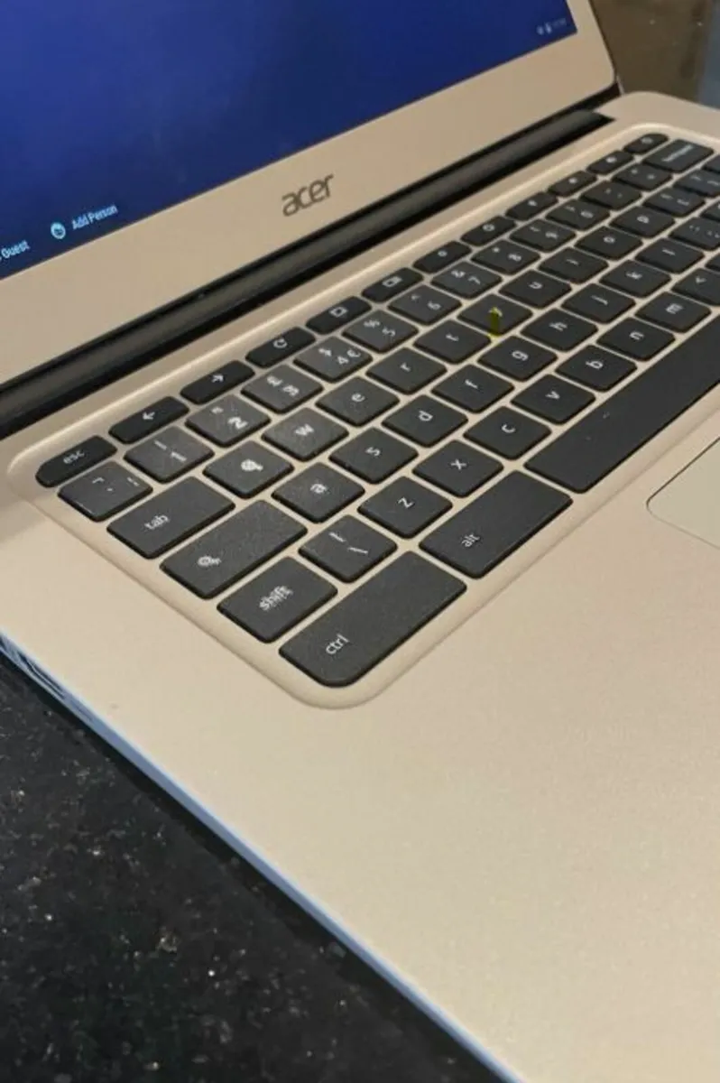 Acer Chromebook Laptop - Image 1