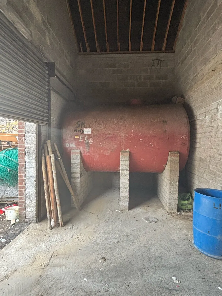 Large diessel tank