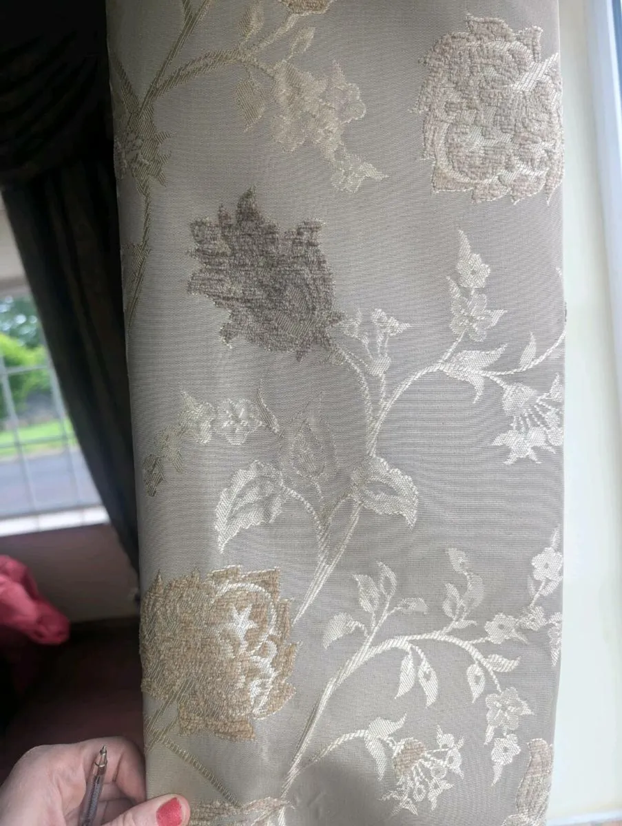 Curtains -Swags and Tails - Image 3