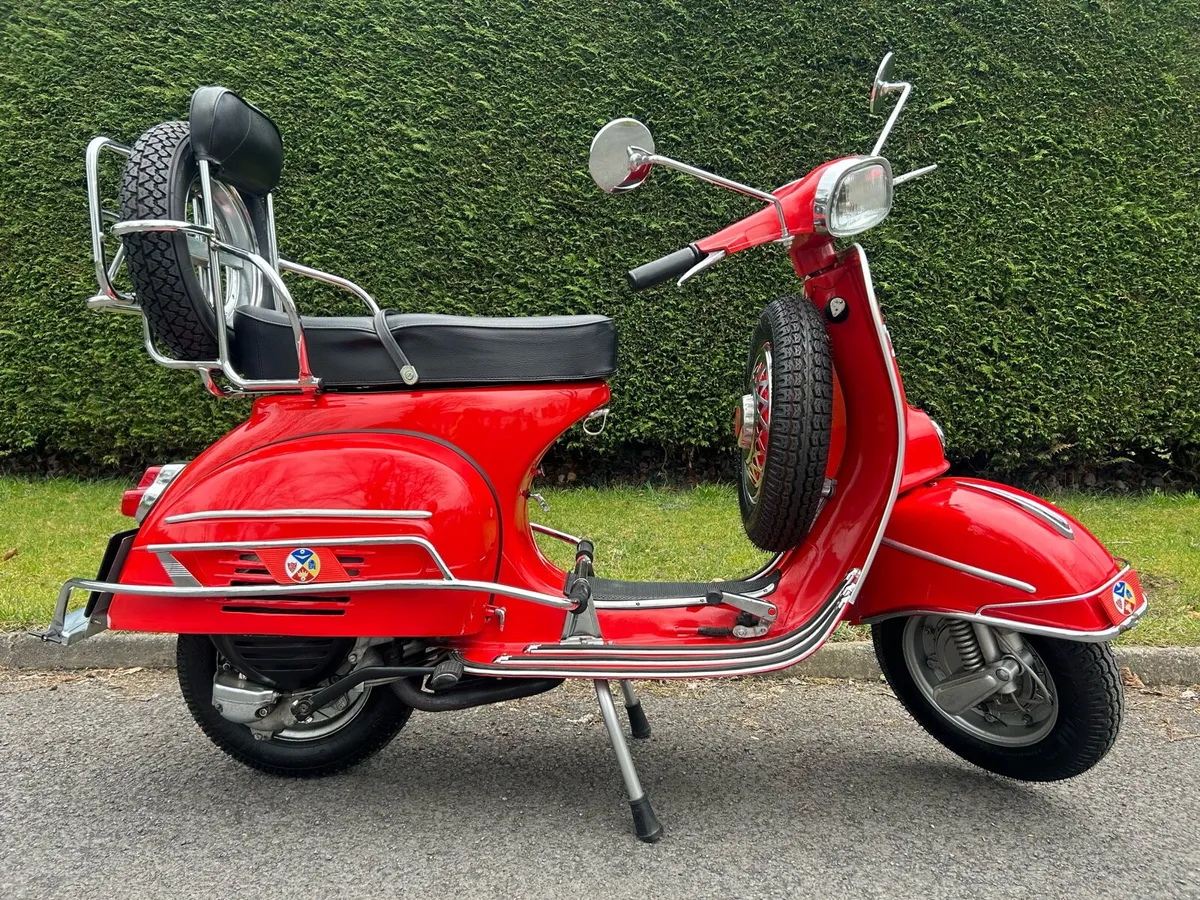 ‘67 VESPA SPRINT 125 - Image 2