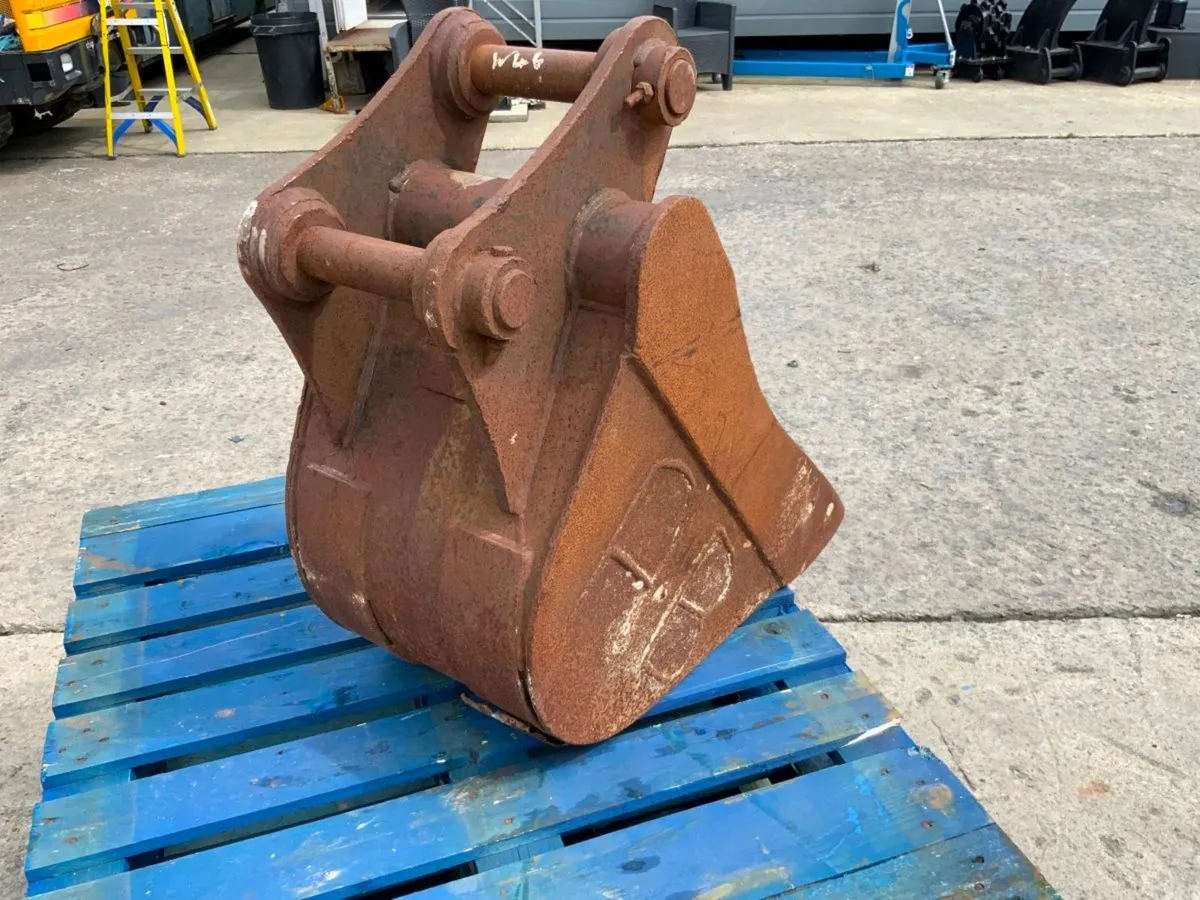 18" DIGGING BUCKET..........50mm PINS.........195 - Image 4