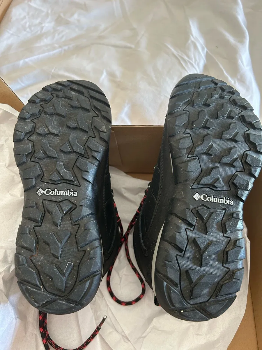 Walking shoes - Image 4