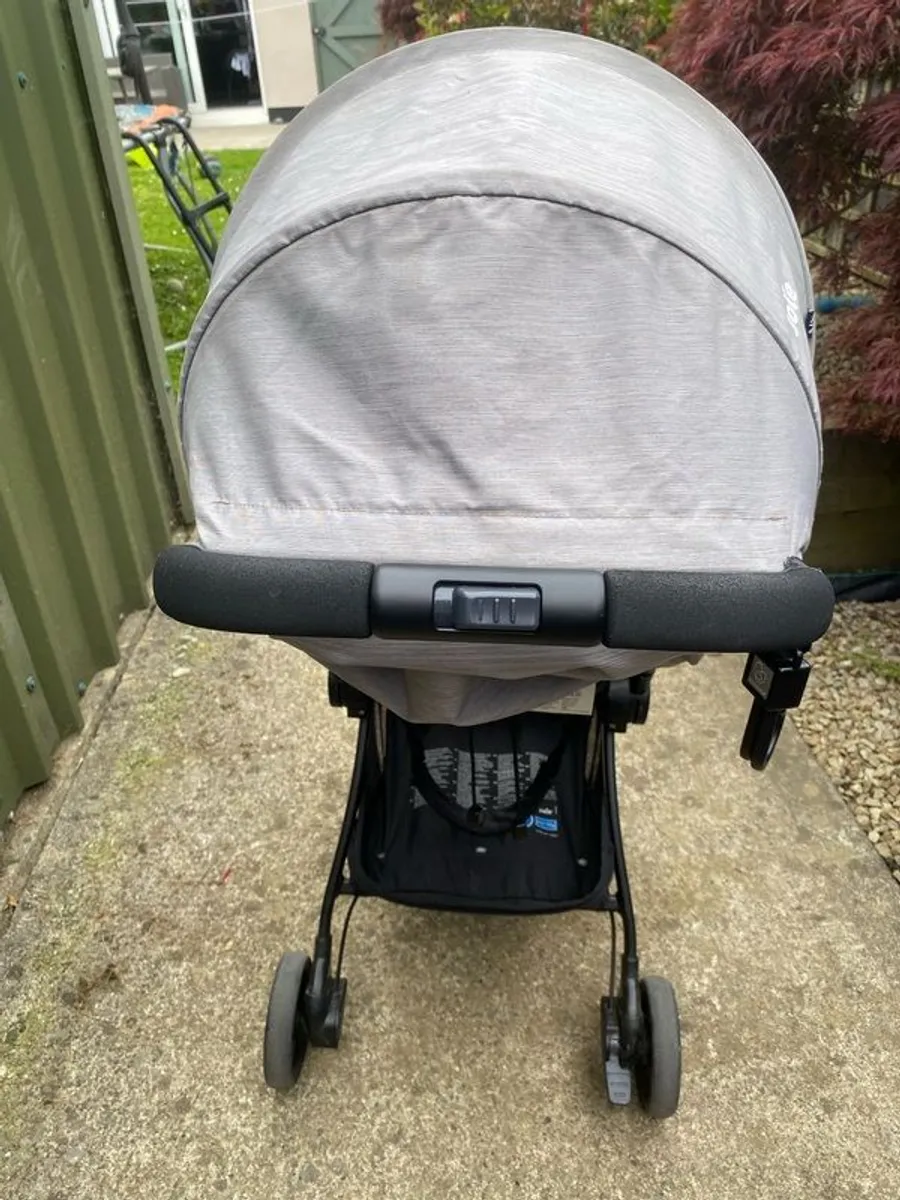 Joie Lightweight Compact Stroller - Image 3