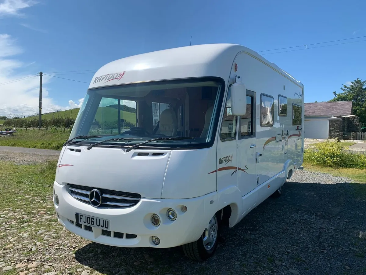 motorhome - Image 1