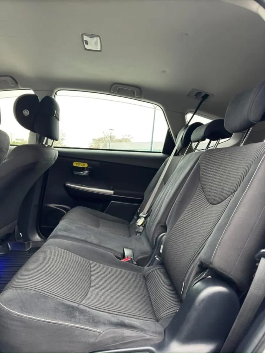 Toyota Alpha 5 Seater Taxi available for Rent - Image 2