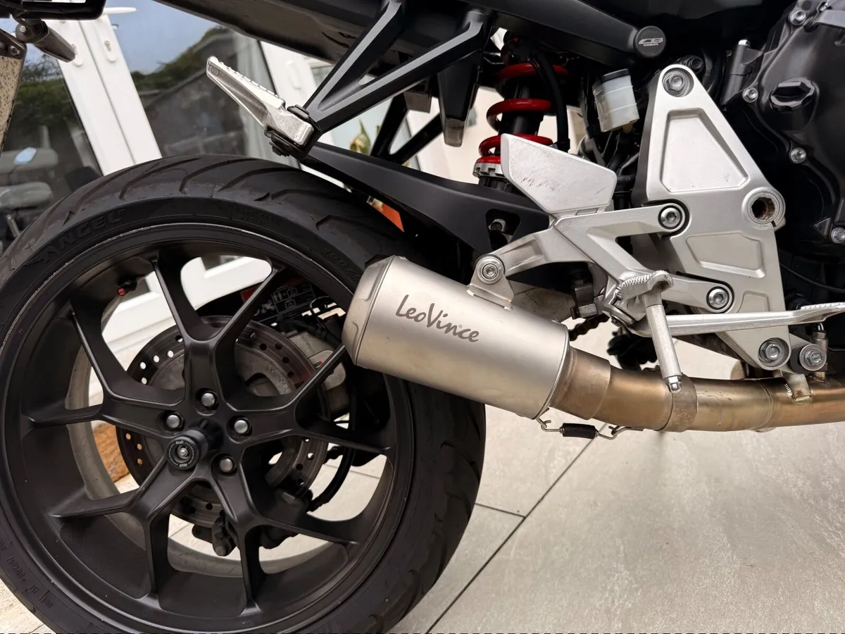 Honda CB 1000R - Image 4