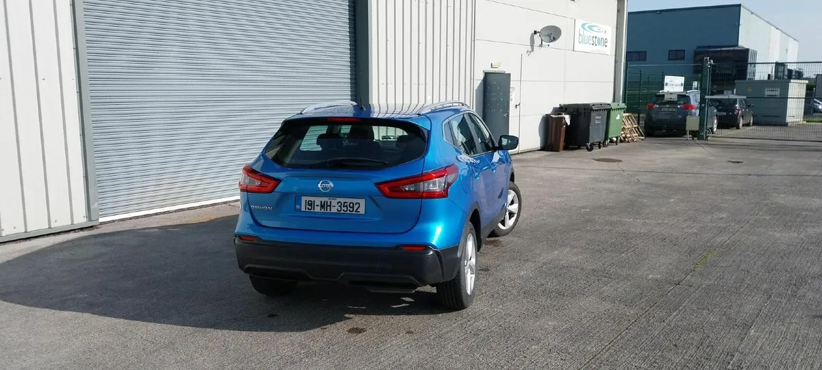 Nissan Qashqai 1.5 DCI Acenta Hatchback 2019 - Image 2