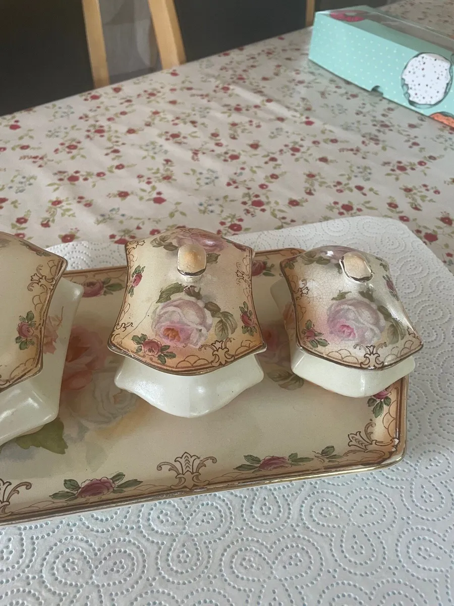Antique dressing table set  with matching tray - Image 2
