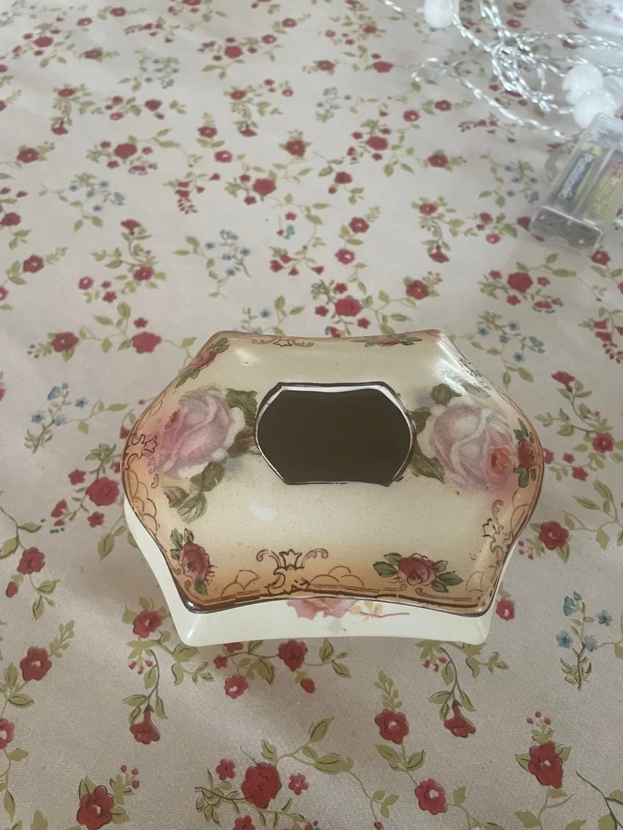 Antique dressing table set  with matching tray - Image 4