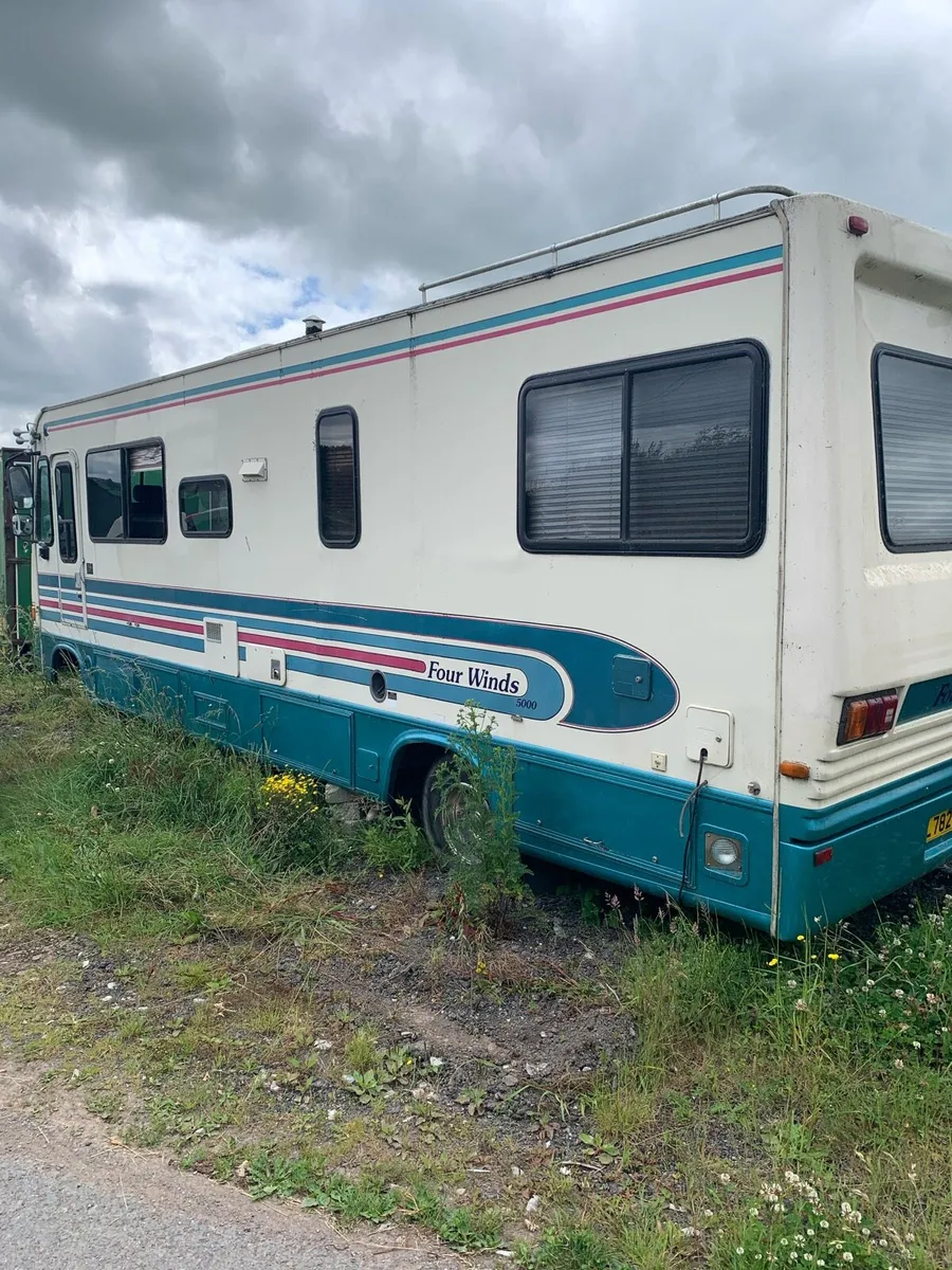 Ford four winds RV - Image 1