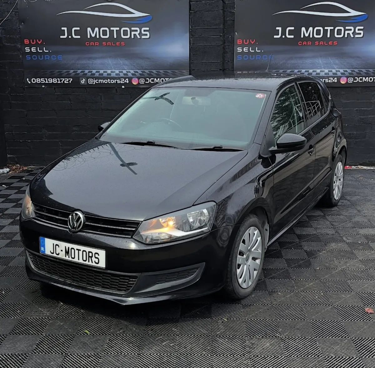 2011 VW Polo Manual - Image 3