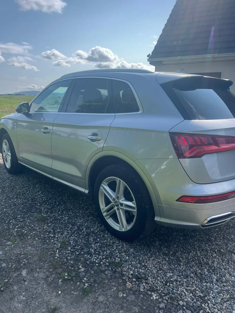 201 Audi Q5 Sline Quattro - Image 2