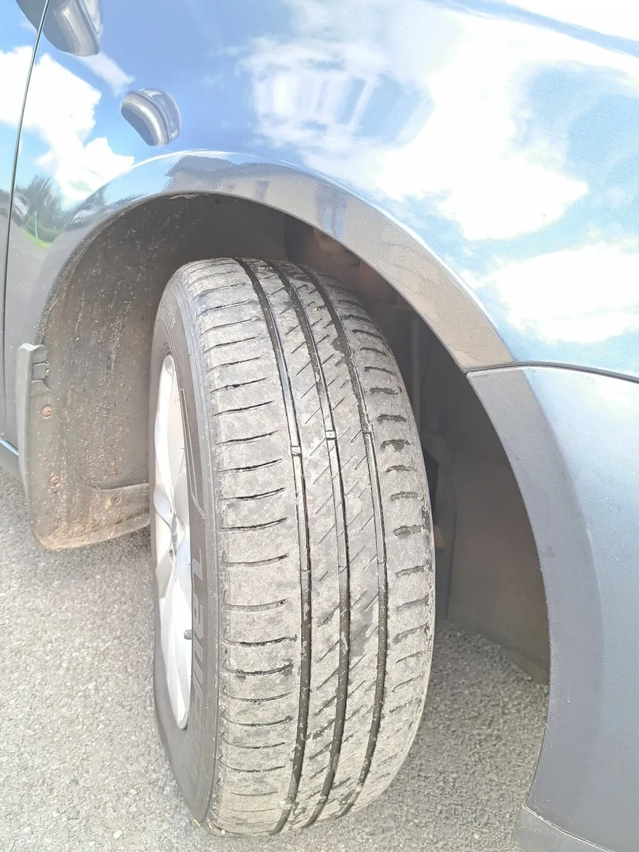 Volkswagen Golf 2008 - Image 3