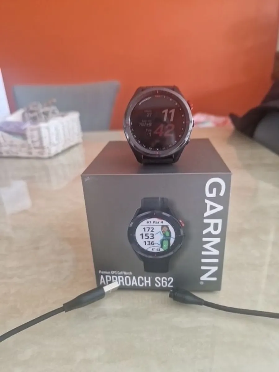 Garmin S62 Golf watch - Image 1