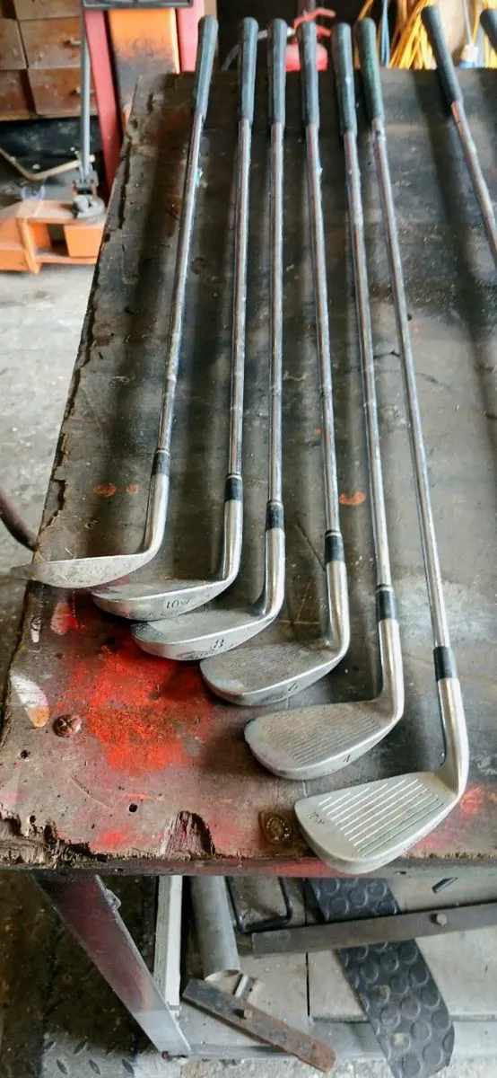Golf Clubs and Balls,Bag.😬 - Image 2