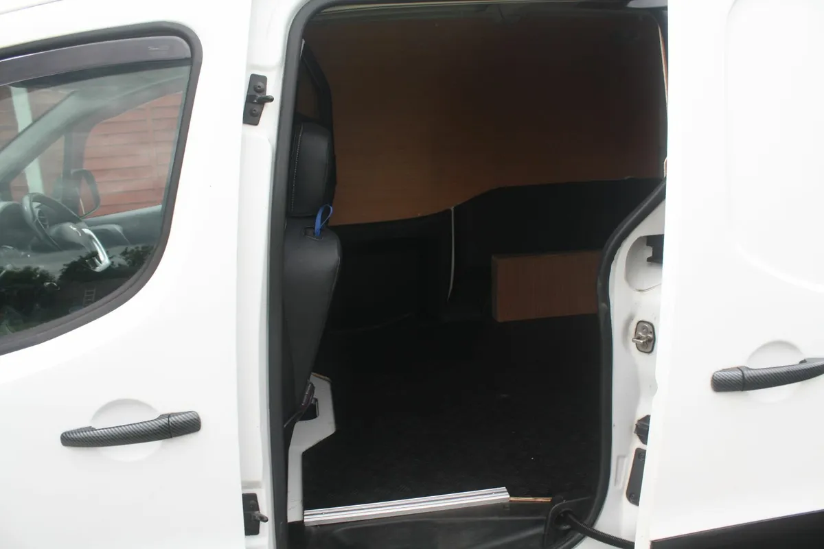 Citroen Berlingo 2016 - Image 2