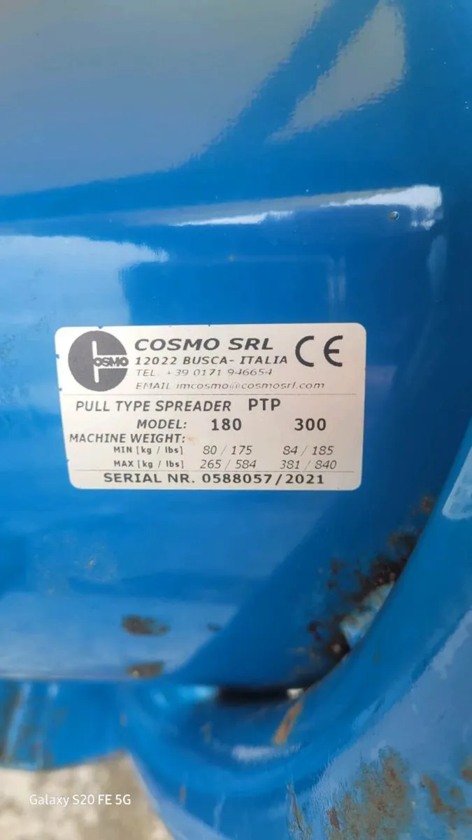 Quad Fertiliser Spreader - Image 2