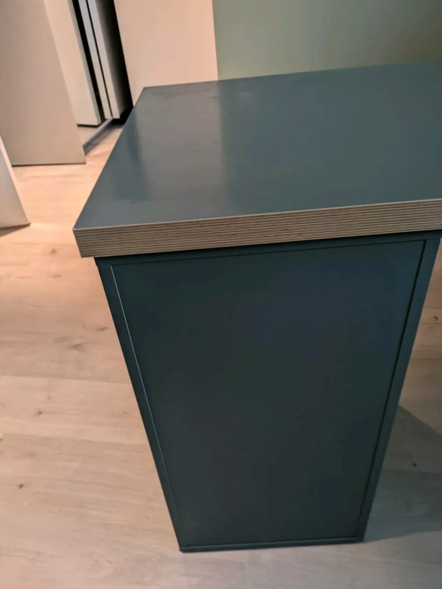 Office desk - Image 4