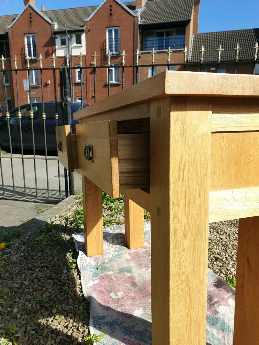Oak console table - Image 4
