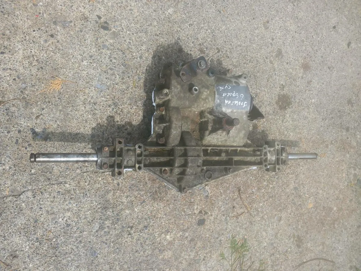 Jonsered/peerless manual gearbox for sale - Image 3