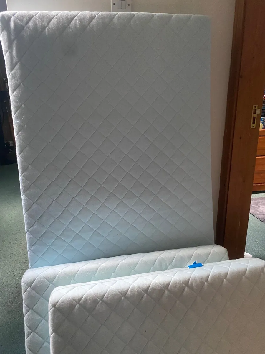 Mattress/ extendable bed - Image 2