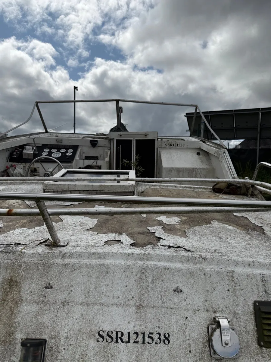 Boat - Image 2