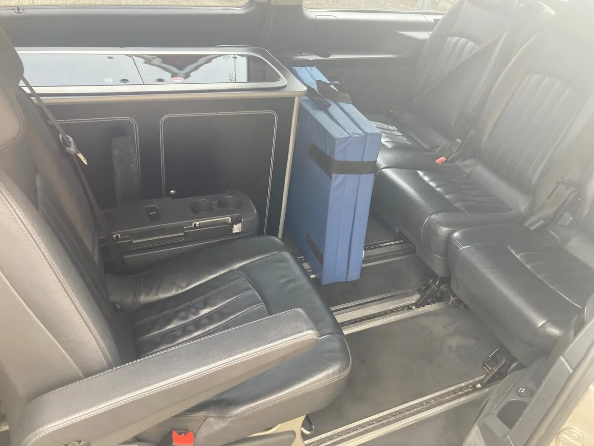 Camper, Converted 6 Seats - Image 2